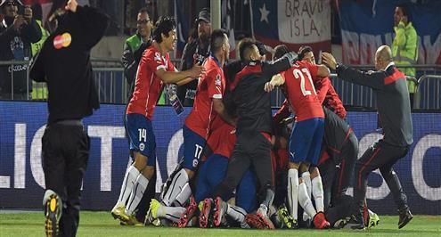 رئيس اتحاد الكرة في تشيلي يؤكد بقاء المدرب سامباولي